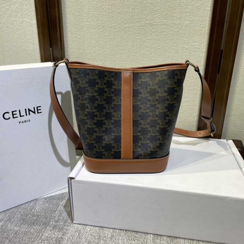 Ce1i*e bucket bags